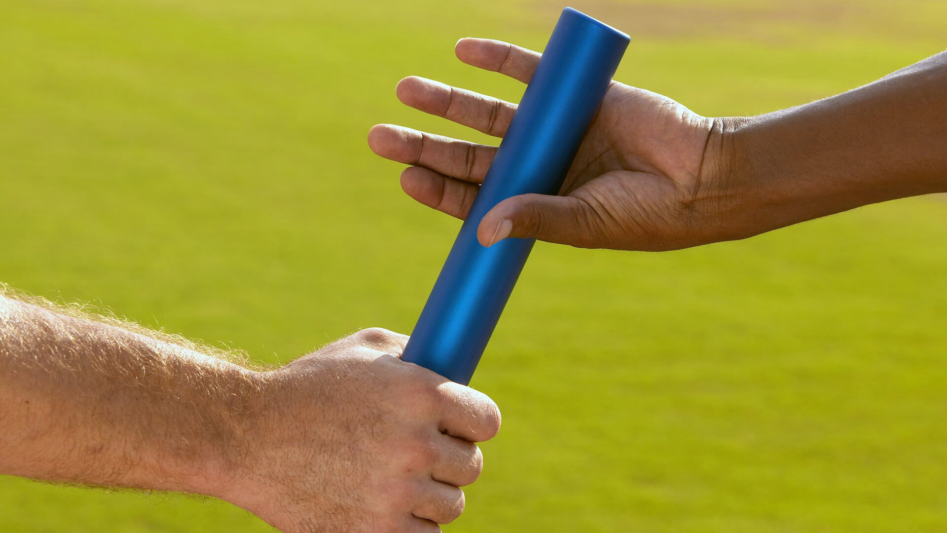 乌拉圭队中场罗德里格斯在巴黎奥运会上展现出强大的组织能力,c罗德里格斯乌拉圭